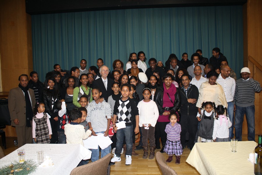 ../Images/Feiern in Hofheim Kirche 07.12.08 119.jpg